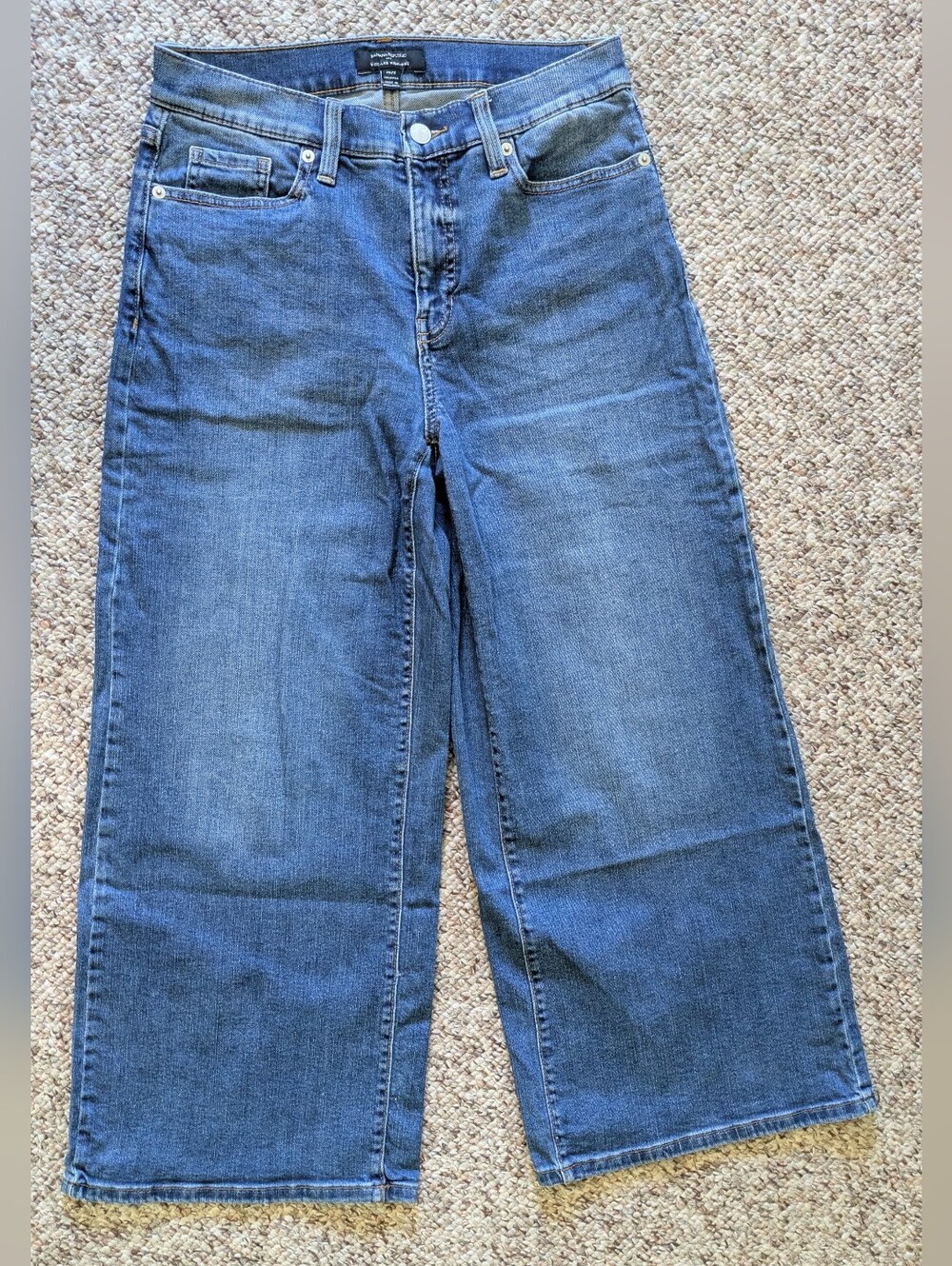 Banana Republic Wide Leg High Rise Cropped Jeans